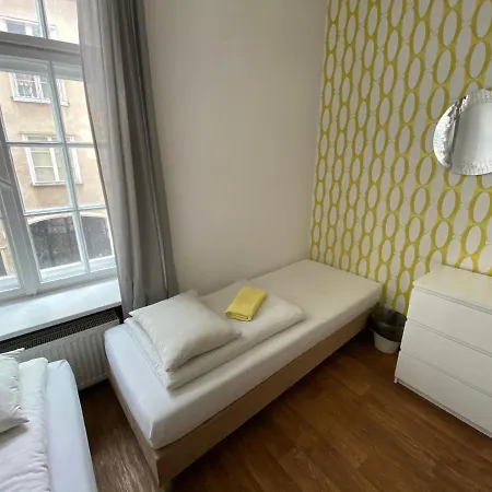 Grand Guesthouse Apartament Hostel